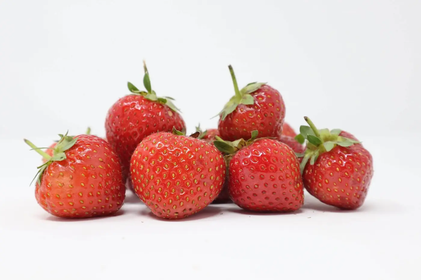 OHK Strawberries-2-scaled Strawberry Pavlova IDDSI Level 4 | OHK